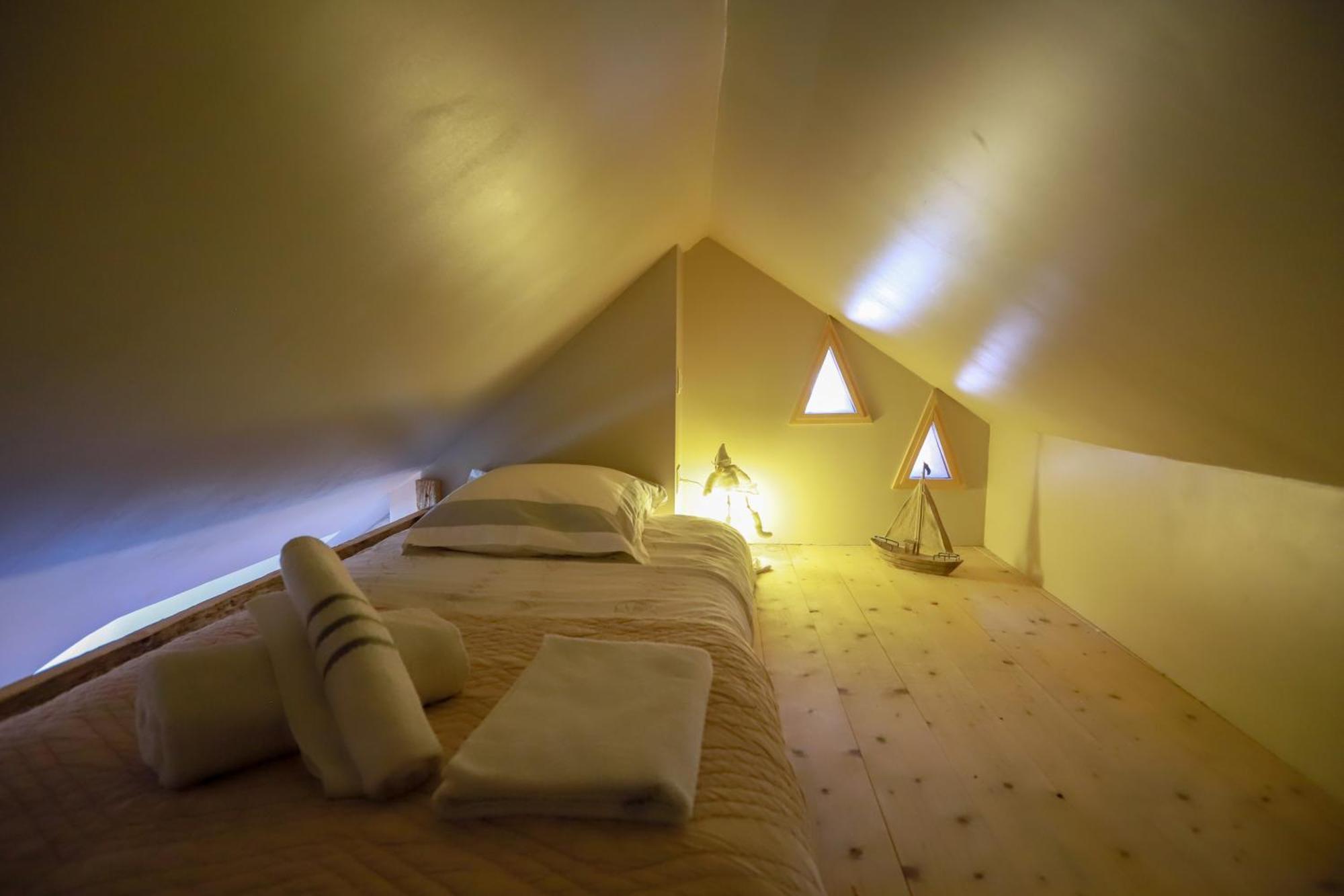 Nid Douillet Bed & Breakfast Анси Екстериор снимка