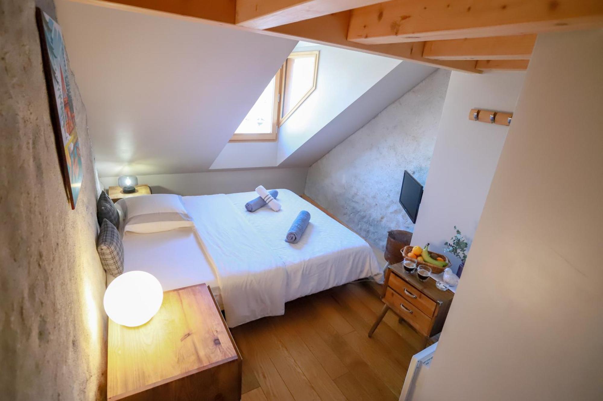 Nid Douillet Bed & Breakfast Анси Екстериор снимка